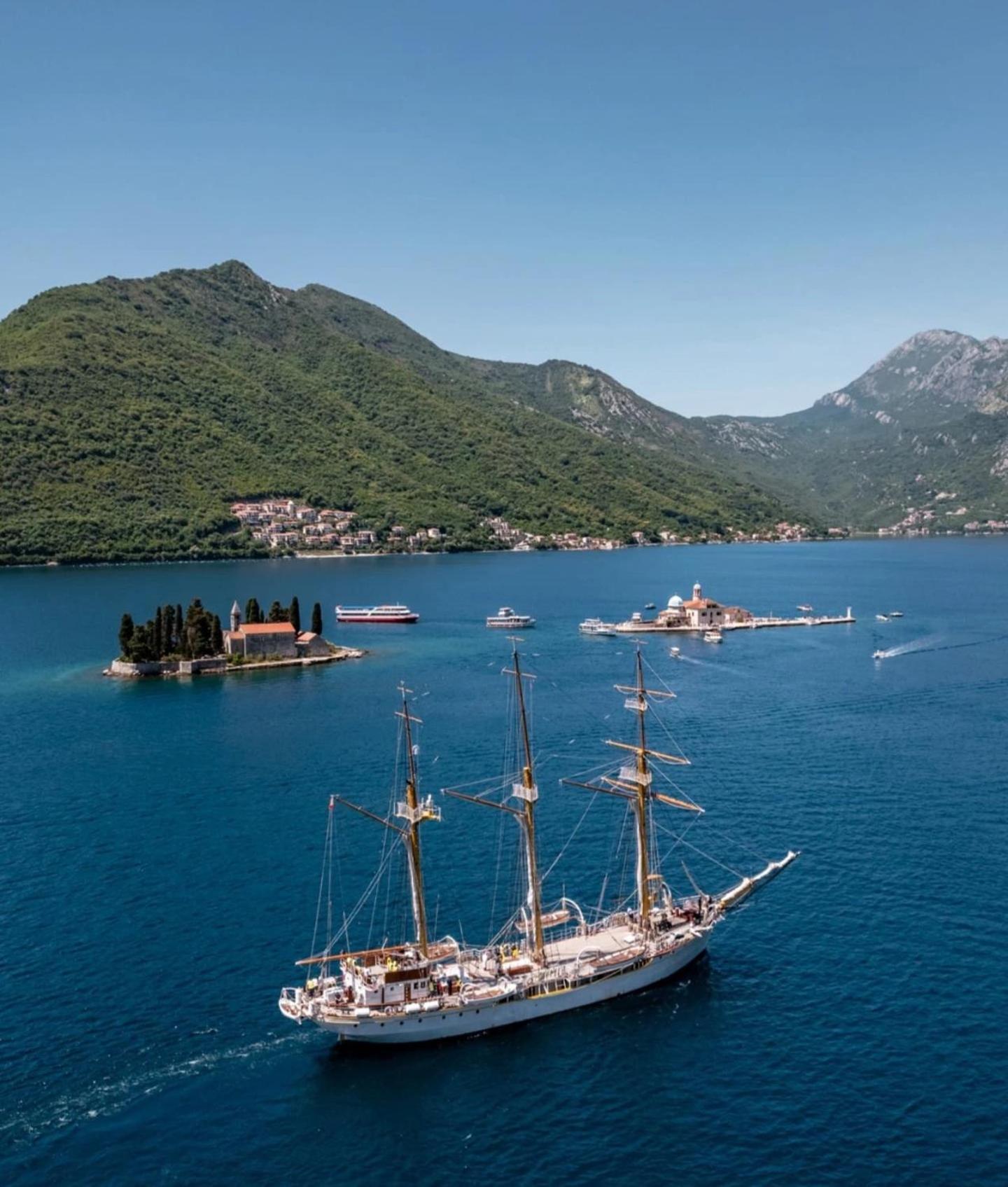 - Eco Bay * Дони-Моринь
